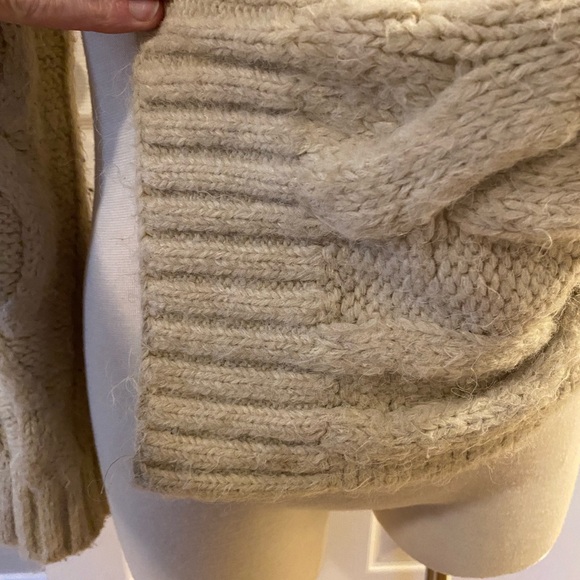 ZARA Hooded Shrug Sweater - Picture 4 of 6